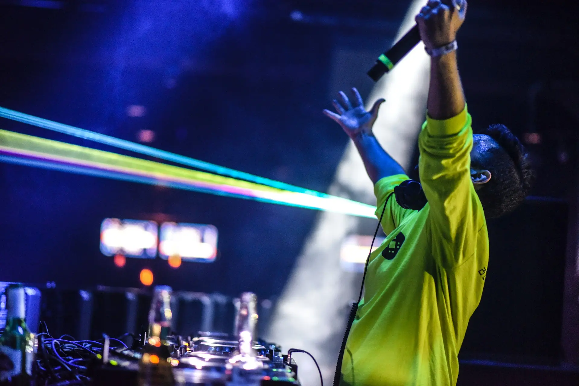 Step into EDM Concerts: A World of Bass and Beats